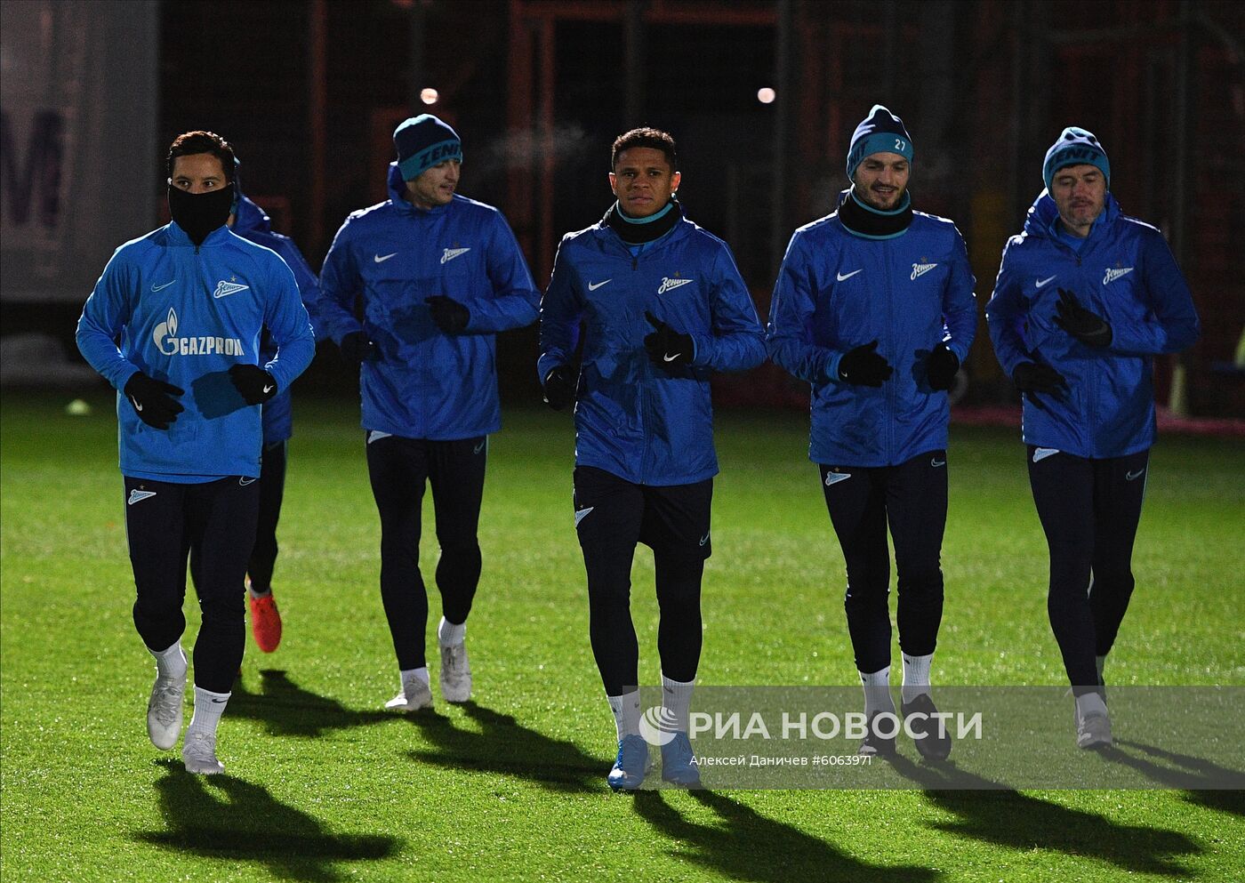 Футбол. Лига чемпионов. Тренировка ФК "Зенит"