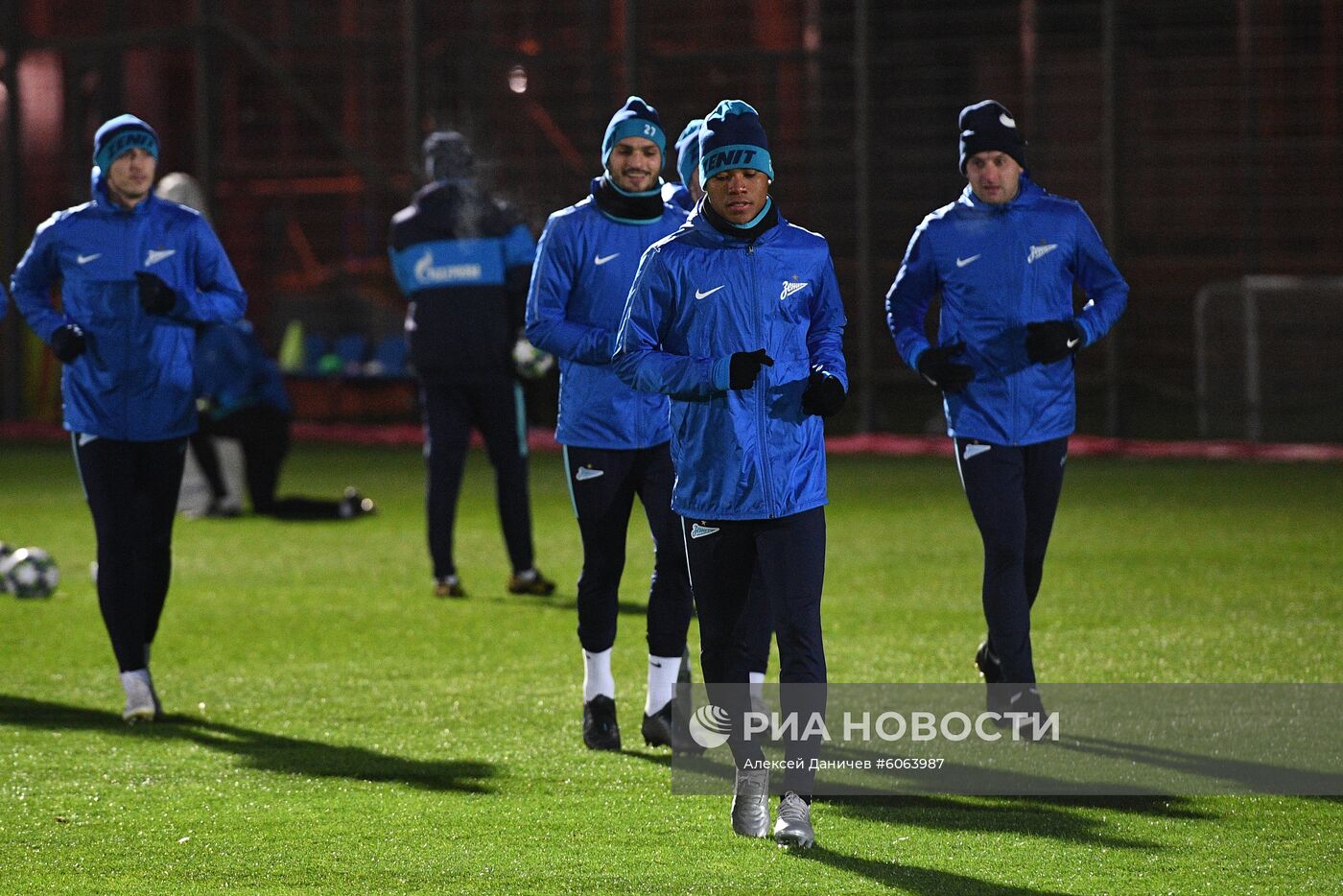 Футбол. Лига чемпионов. Тренировка ФК "Зенит"