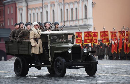 Генеральная репетиция марша, посвященного 78-й годовщине военного парада 1941 года