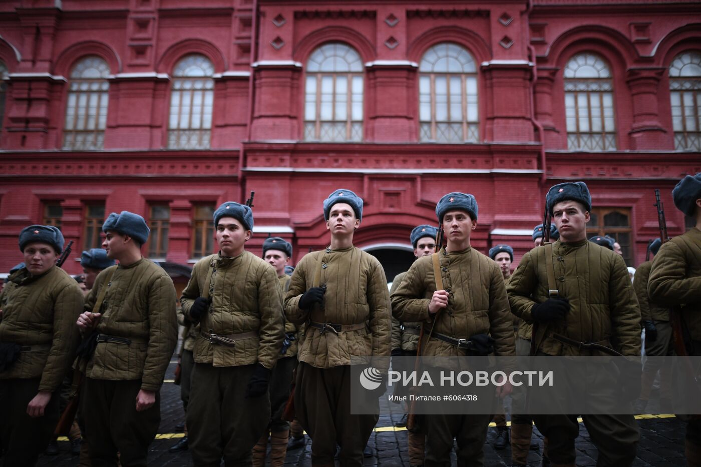 Генеральная репетиция марша, посвященного 78-й годовщине военного парада 1941 года