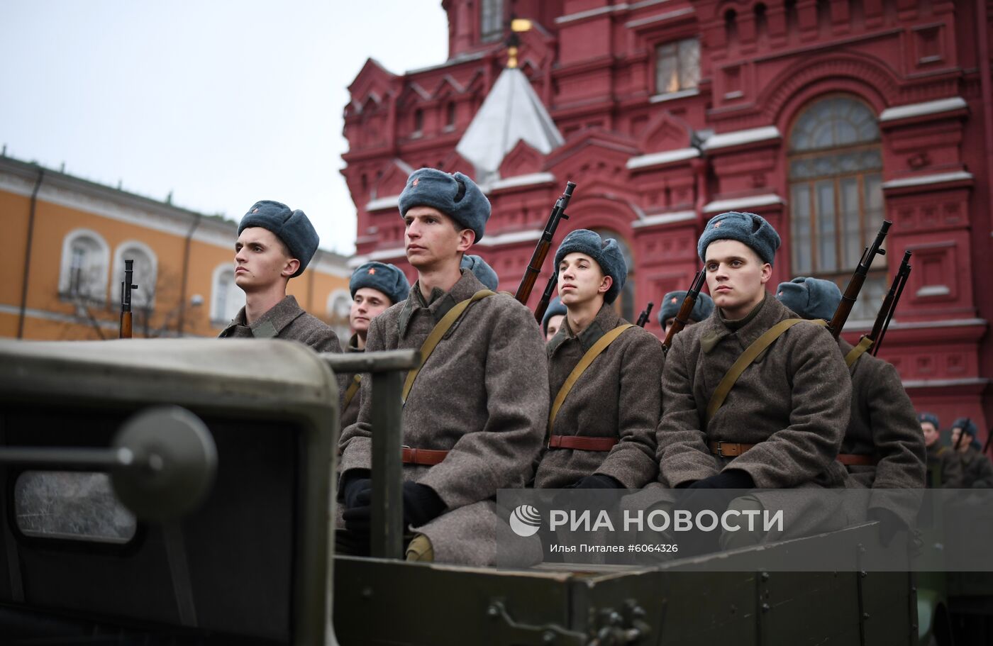 Генеральная репетиция марша, посвященного 78-й годовщине военного парада 1941 года