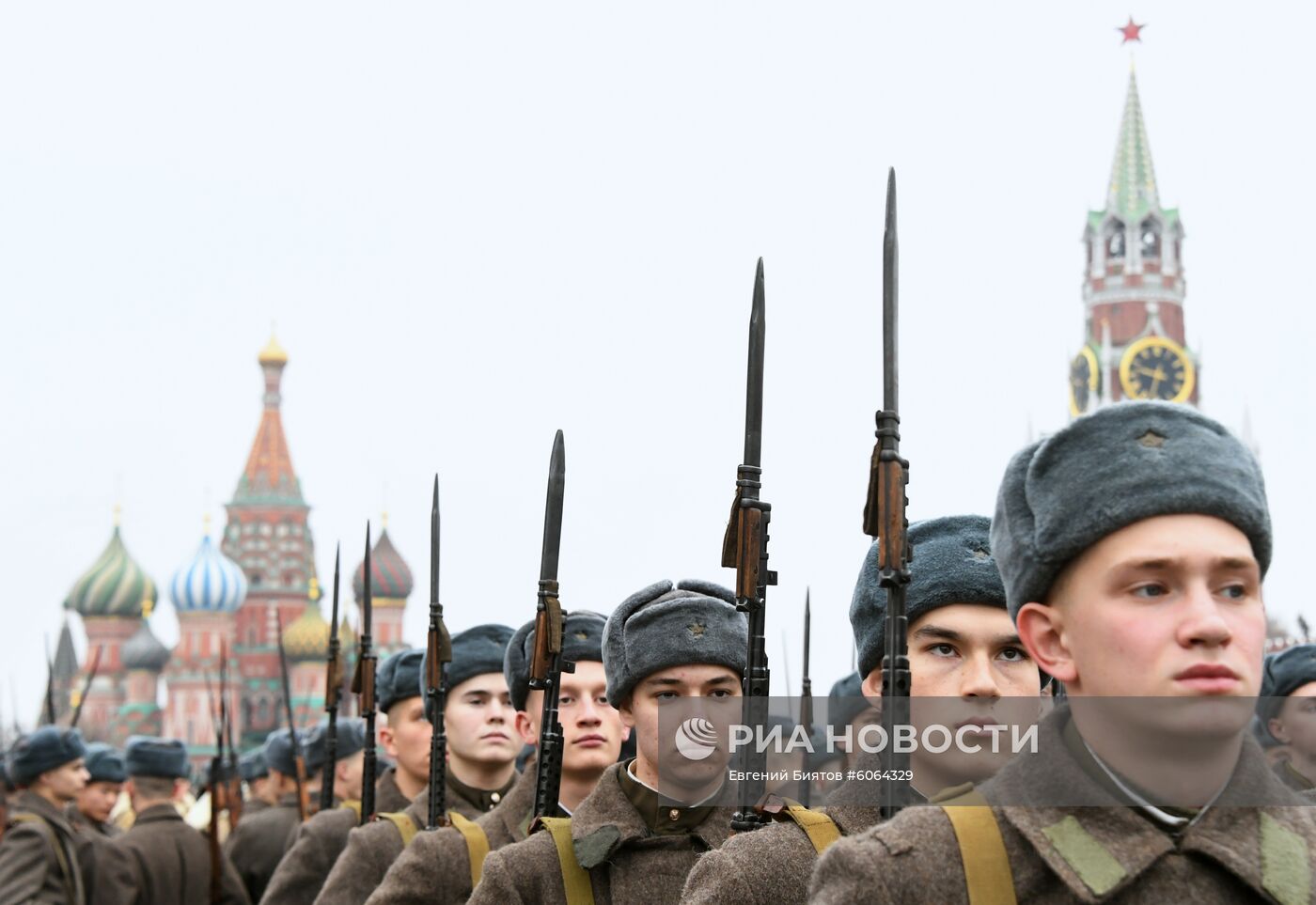 Генеральная репетиция марша, посвященного 78-й годовщине военного парада 1941 года