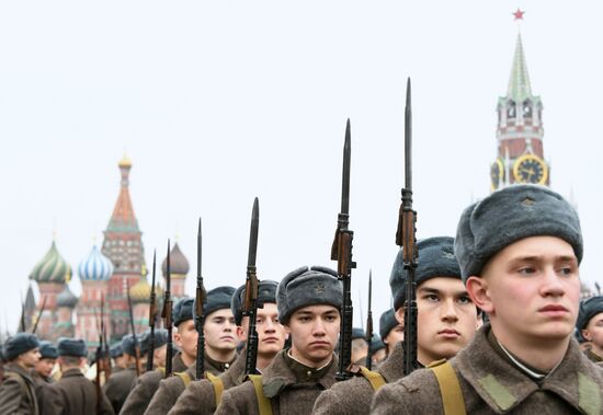 Генеральная репетиция марша, посвященного 78-й годовщине военного парада 1941 года