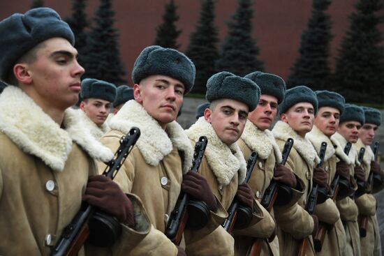 Генеральная репетиция марша, посвященного 78-й годовщине военного парада 1941 года