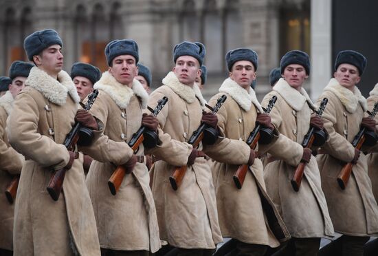 Генеральная репетиция марша, посвященного 78-й годовщине военного парада 1941 года