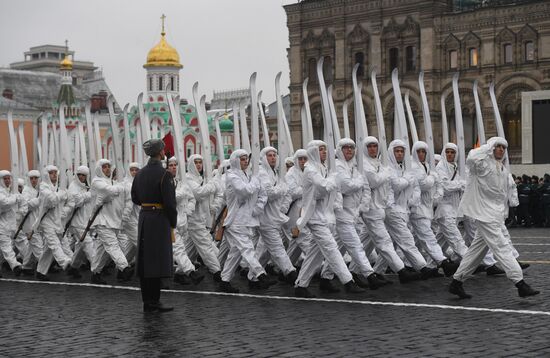 Генеральная репетиция марша, посвященного 78-й годовщине военного парада 1941 года