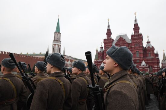 Генеральная репетиция марша, посвященного 78-й годовщине военного парада 1941 года