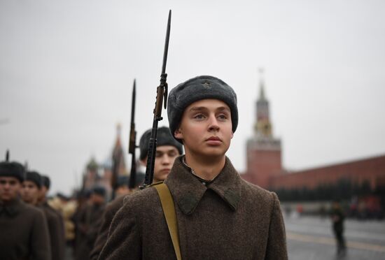 Генеральная репетиция марша, посвященного 78-й годовщине военного парада 1941 года