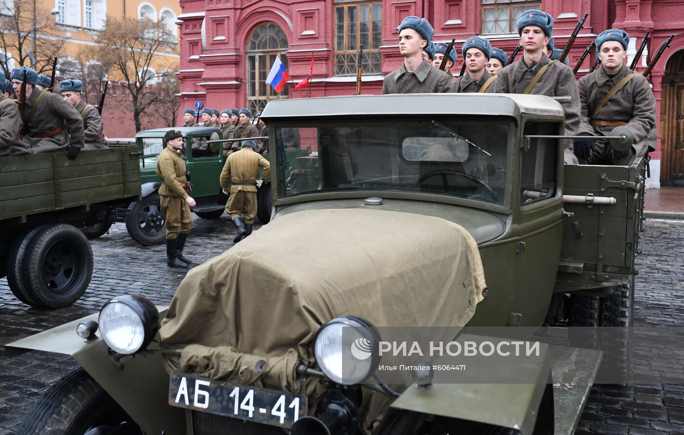 Генеральная репетиция марша, посвященного 78-й годовщине военного парада 1941 года