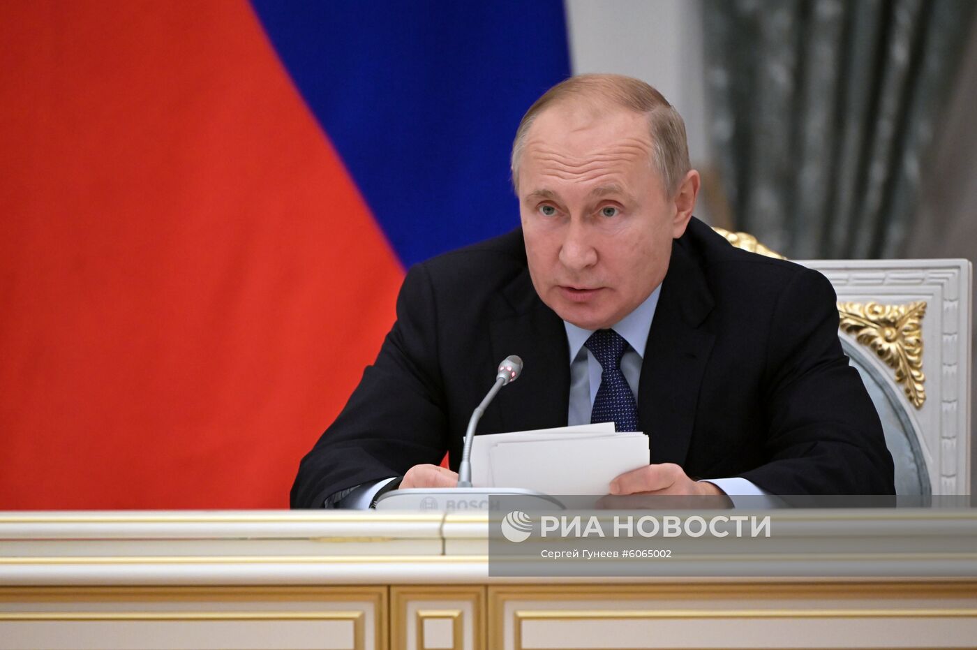 Президент РФ В. Путин провел заседание Совета по русскому языку