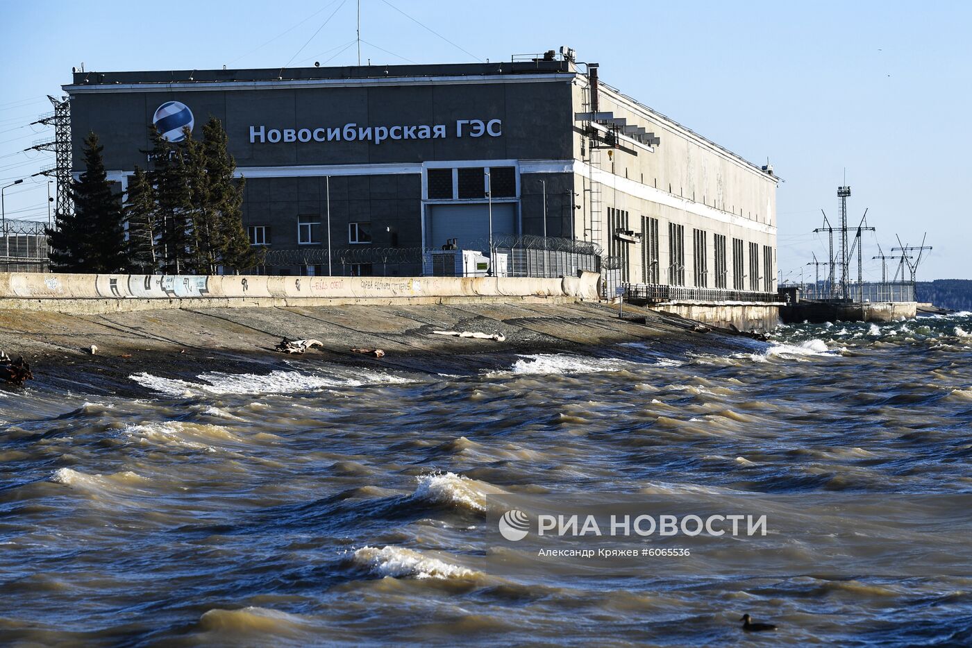 Новосибирская ГЭС