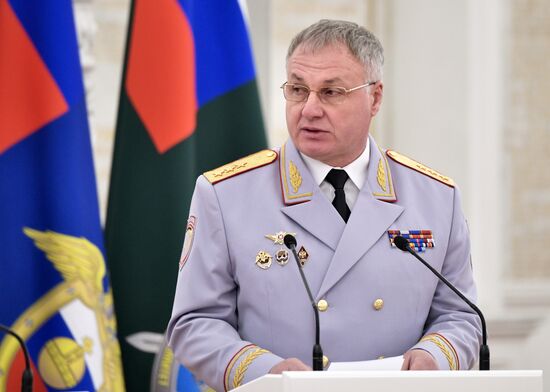 Президент РФ В. Путин на церемонии представления офицеров, назначенных на высшие командные должности