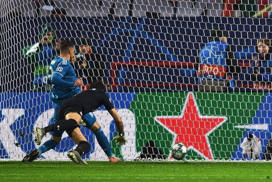 Футбол. Лига чемпионов. Матч "Локомотив" – "Ювентус"