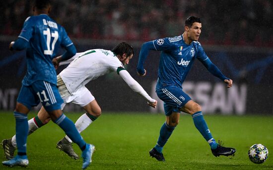 Футбол. Лига чемпионов. Матч "Локомотив" - "Ювентус"