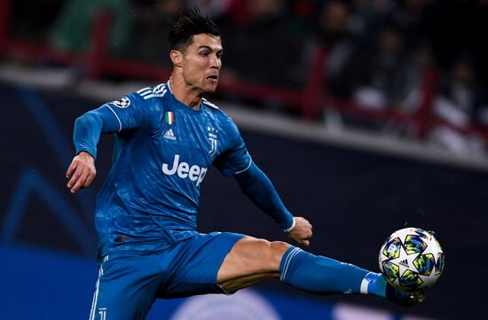 Футбол. Лига чемпионов. Матч "Локомотив" - "Ювентус"