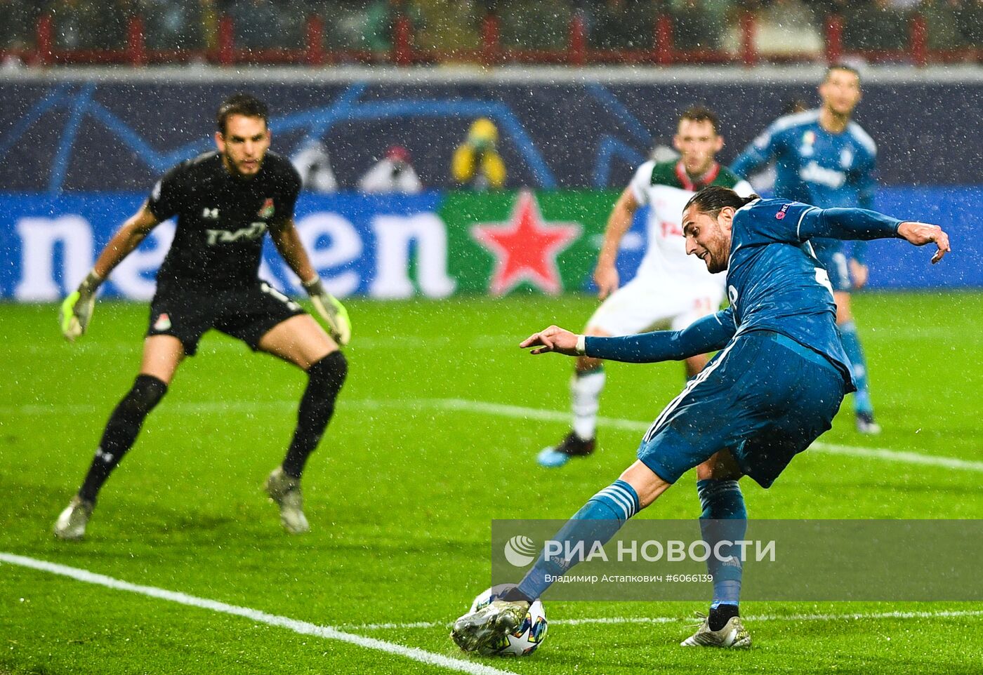 Футбол. Лига чемпионов. Матч "Локомотив" – "Ювентус"