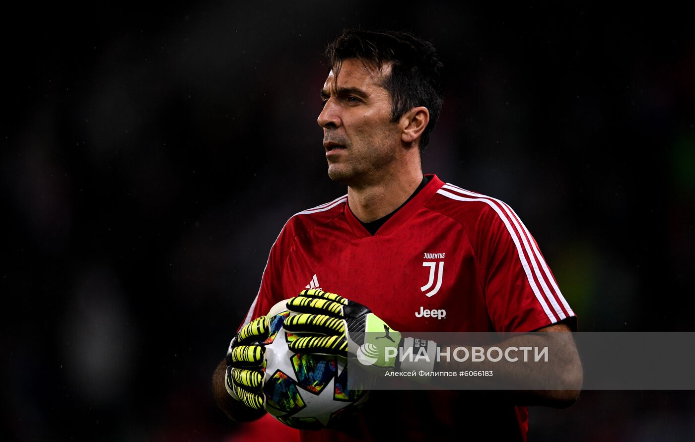 Футбол. Лига чемпионов. Матч "Локомотив" - "Ювентус"