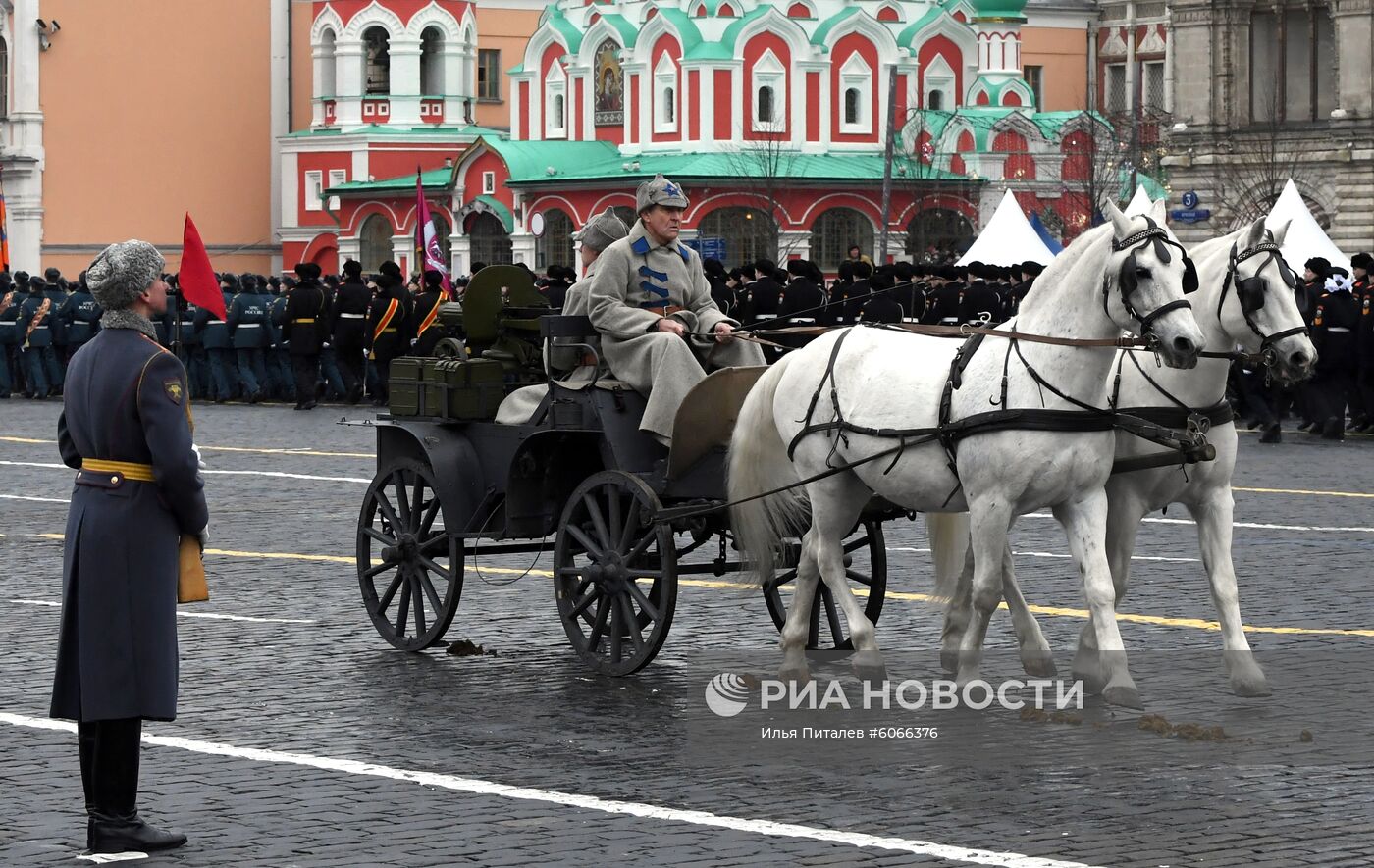 Марш, приуроченный к 78-й годовщине парада 1941 года