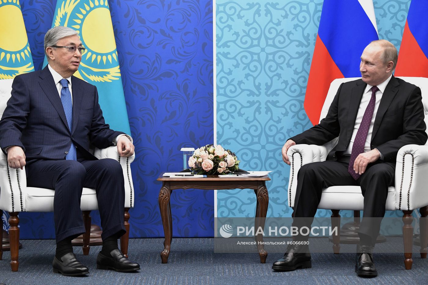 Президент РФ В. Путин принял участие в форуме межрегионального сотрудничества России и Казахстана