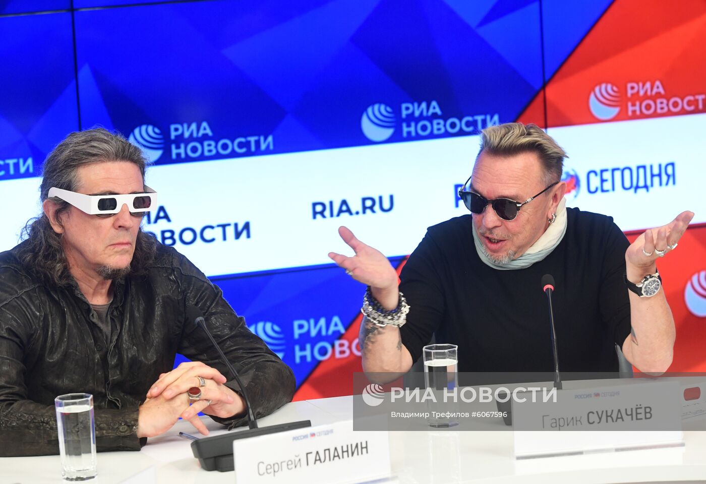 Творческая встреча с рок-музыкантом Г. Сукачевым