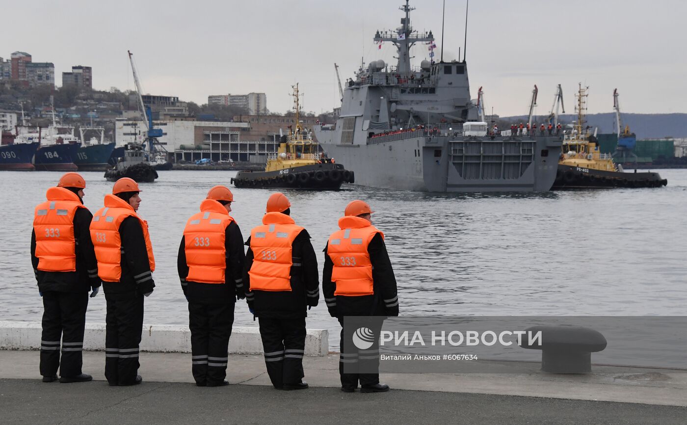 Боевые корабли Республики Корея прибыли во Владивосток с деловым визитом