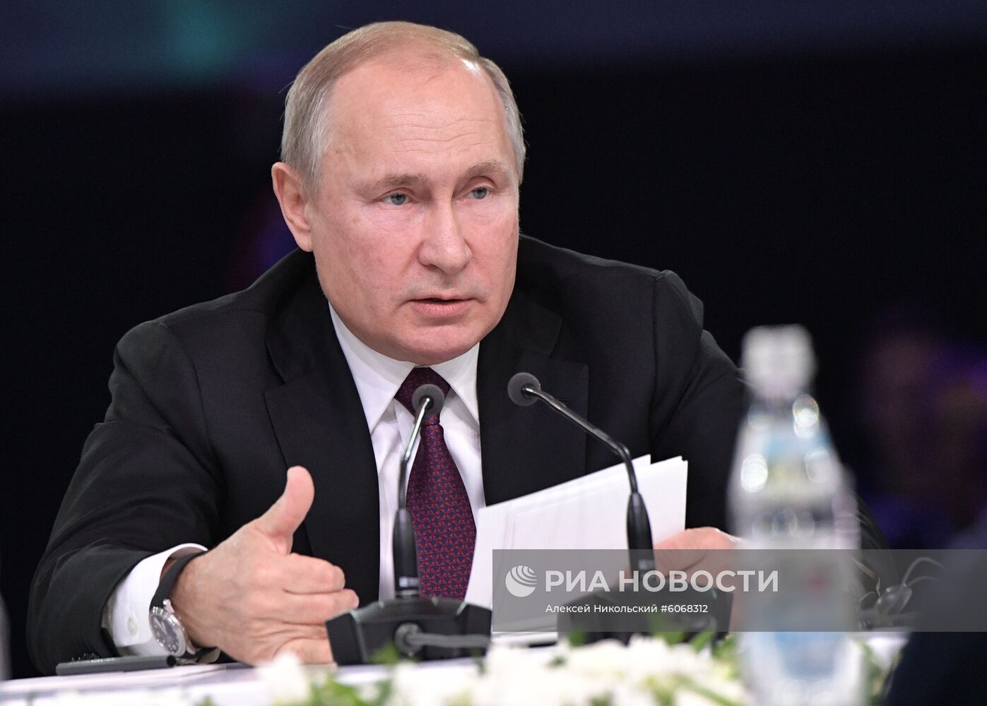 Президент РФ В. Путин принял участие в форуме Восточной Европы по искусственному интеллекту AIJ