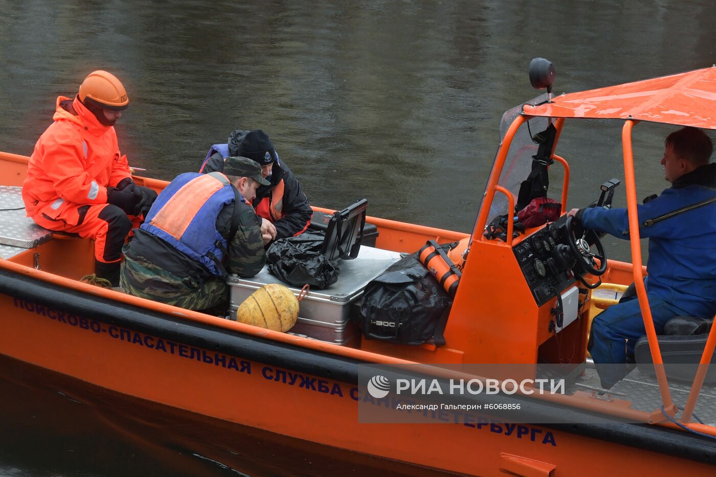 Следственные действия на реке Мойке в Санкт-Петербурге