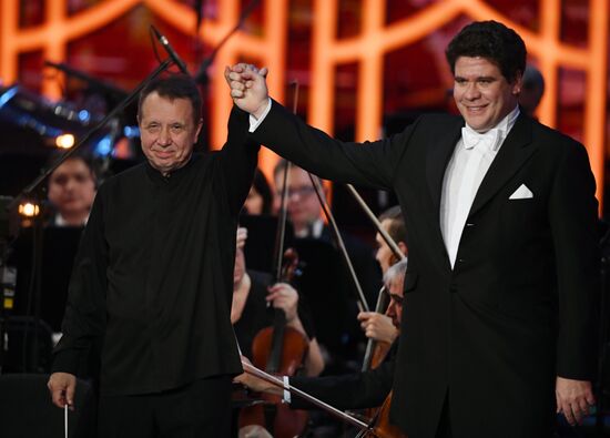 Юбилейный вечер А. Пахмутовой