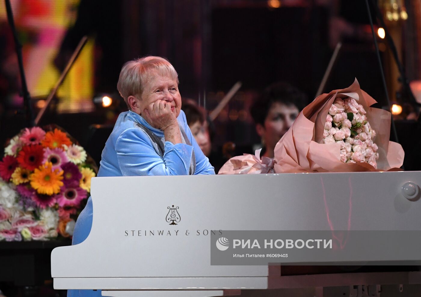 Юбилейный вечер А. Пахмутовой