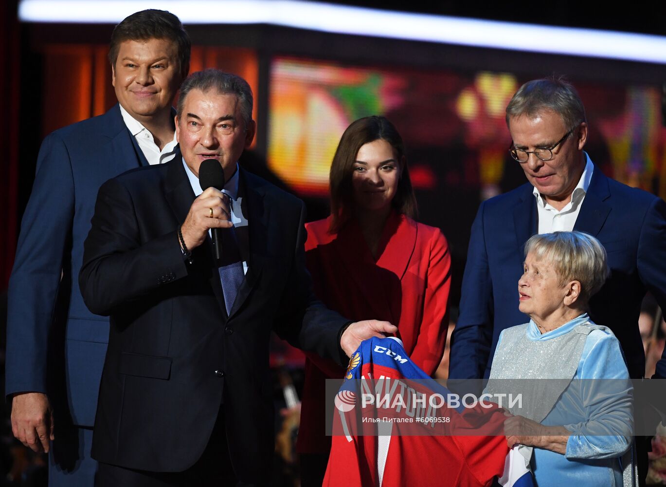 Юбилейный вечер А. Пахмутовой