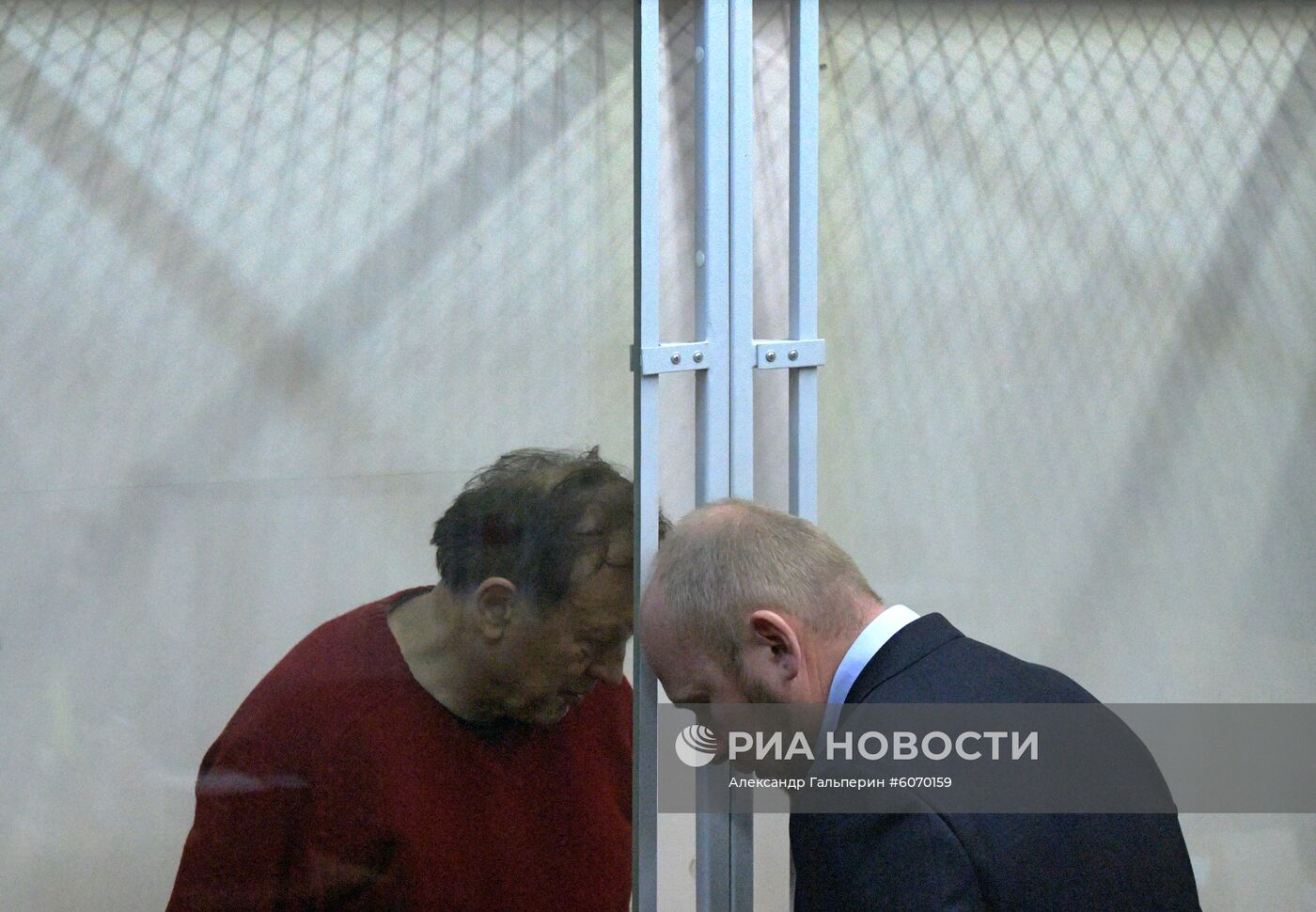 Избрание меры пресечения подозреваемому в убийстве преподавателю СПбГУ О. Соколову