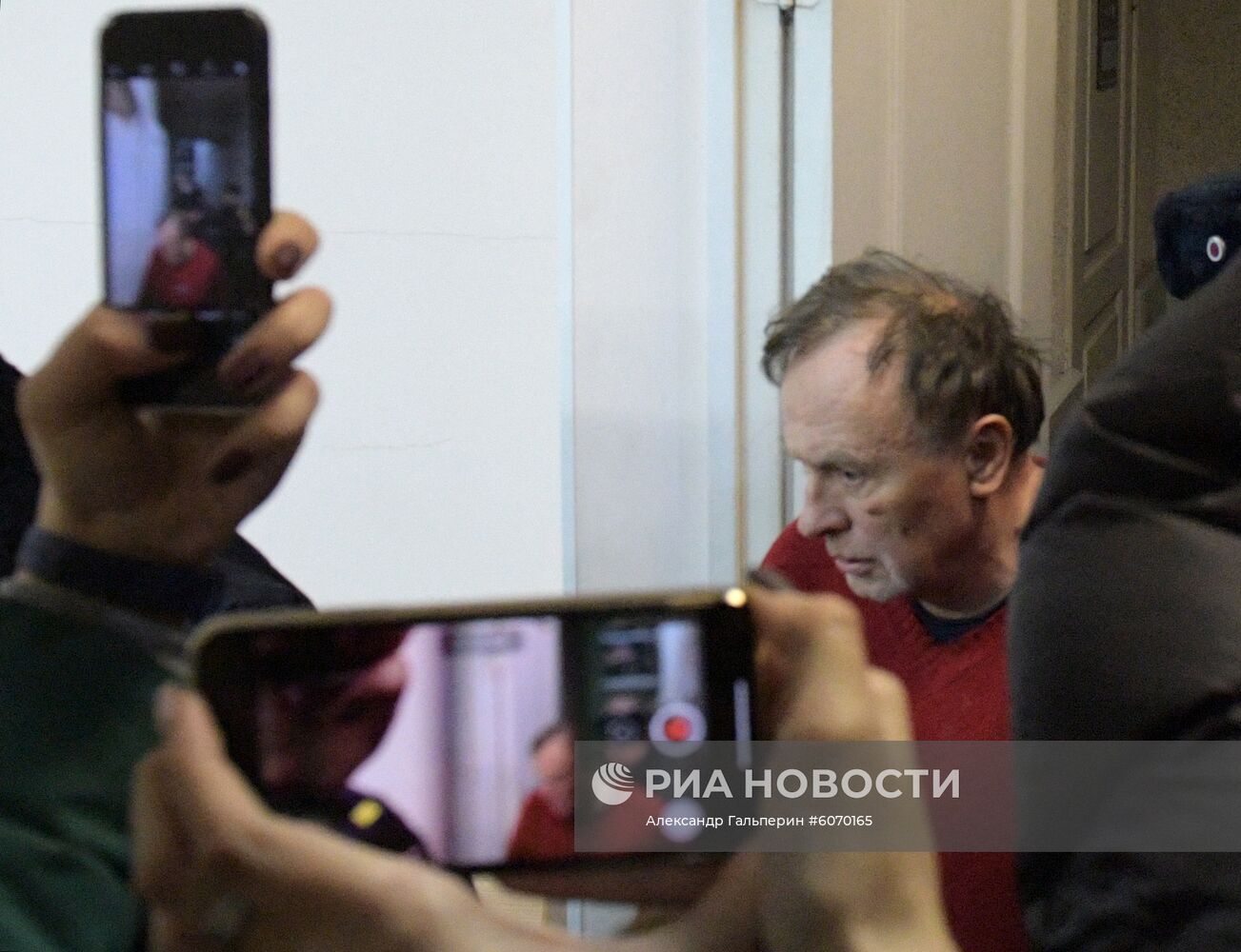 Избрание меры пресечения подозреваемому в убийстве преподавателю СПбГУ О. Соколову