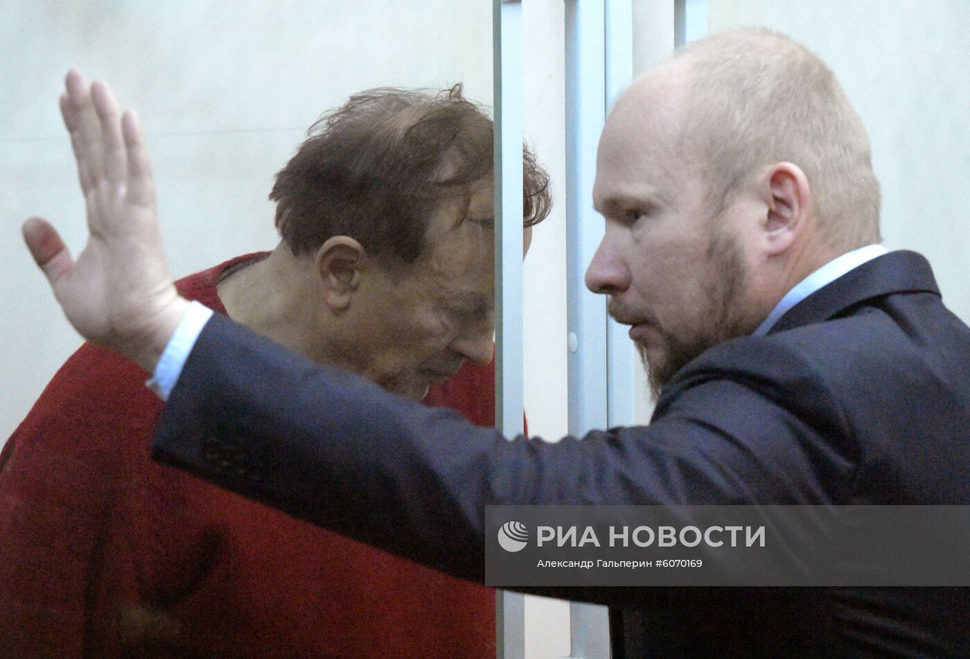 Избрание меры пресечения подозреваемому в убийстве преподавателю СПбГУ О. Соколову