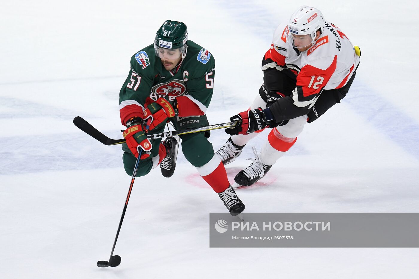 Хоккей. КХЛ. Матч "Ак Барс" "Авангард"