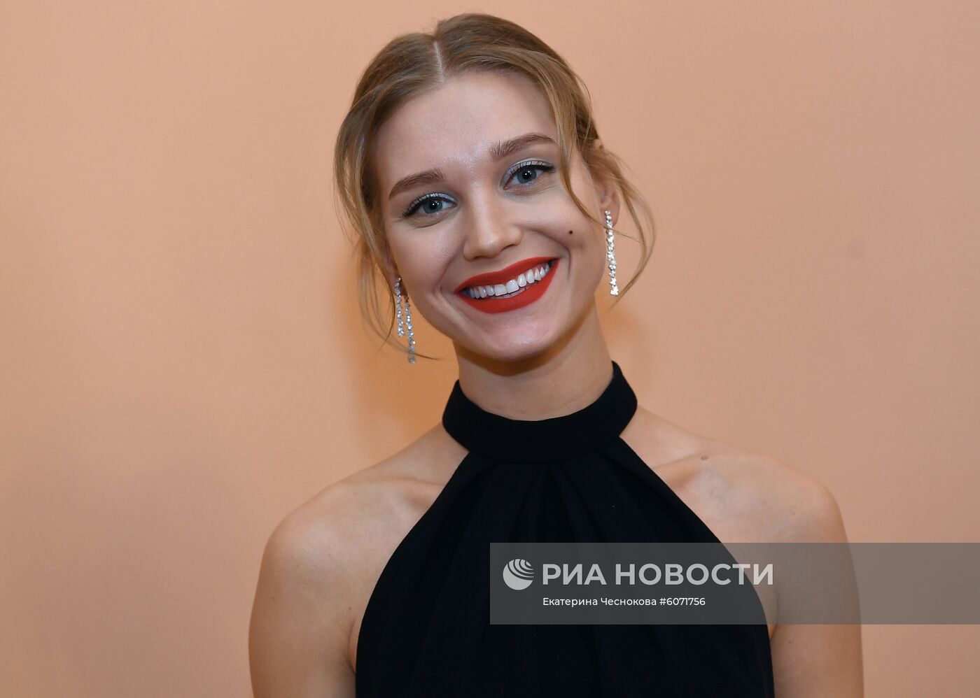 Премия "Женщина года 2019" по версии журнала Glamour