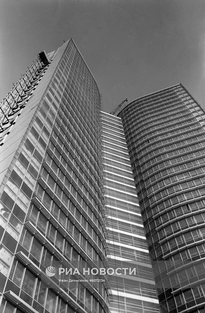 Здание СЭВ в Москве