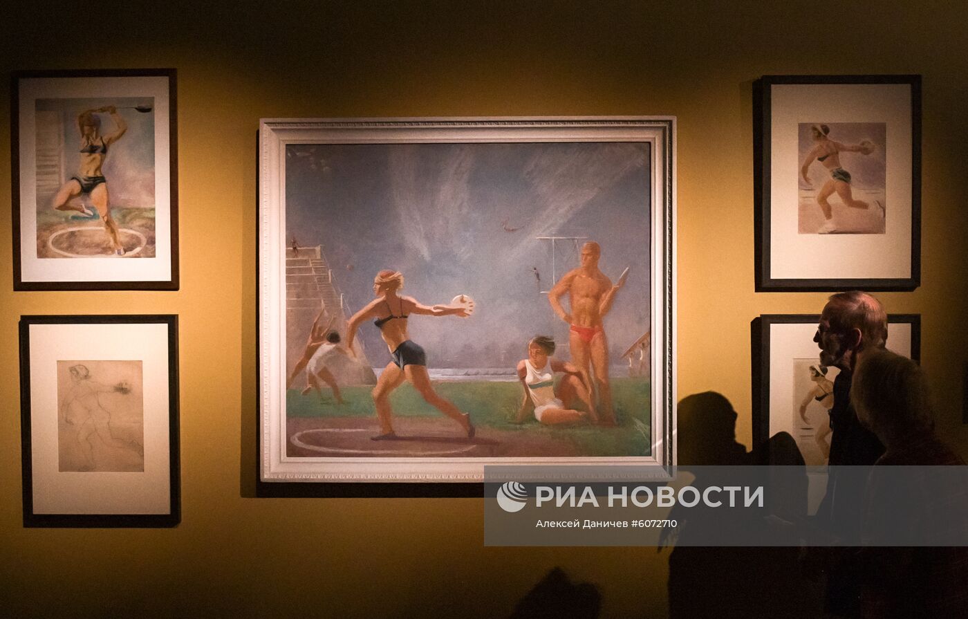 Открытие выставки "Дейнека/Самохвалов" в Санкт-Петербурге