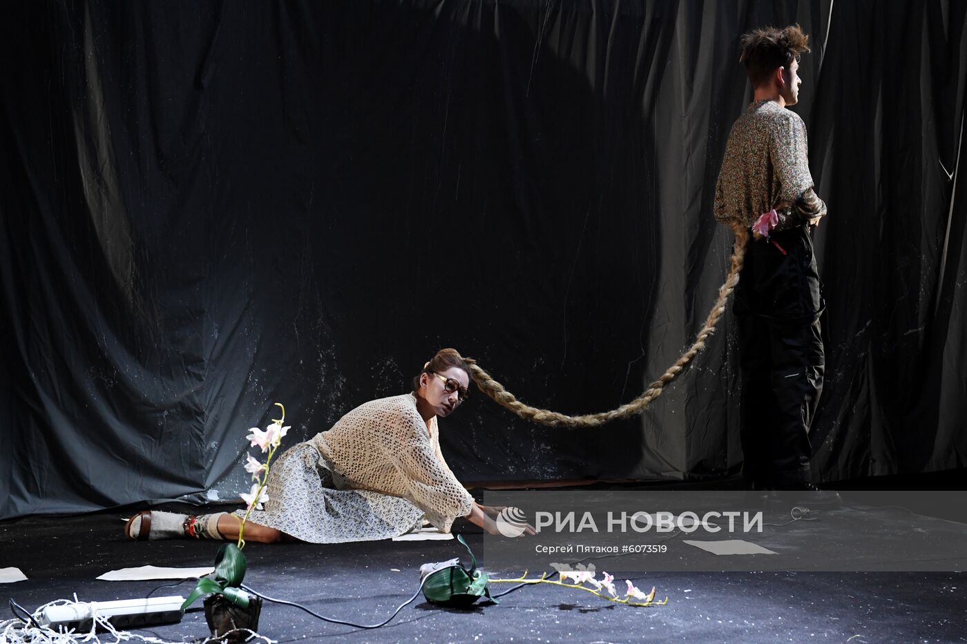 Спектакль "Светит, да не греет" в театре им. М. Н. Ермоловой