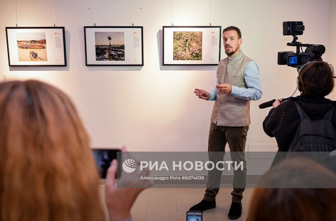 Открытие выставки победителей конкурса им. А. Стенина в Италии