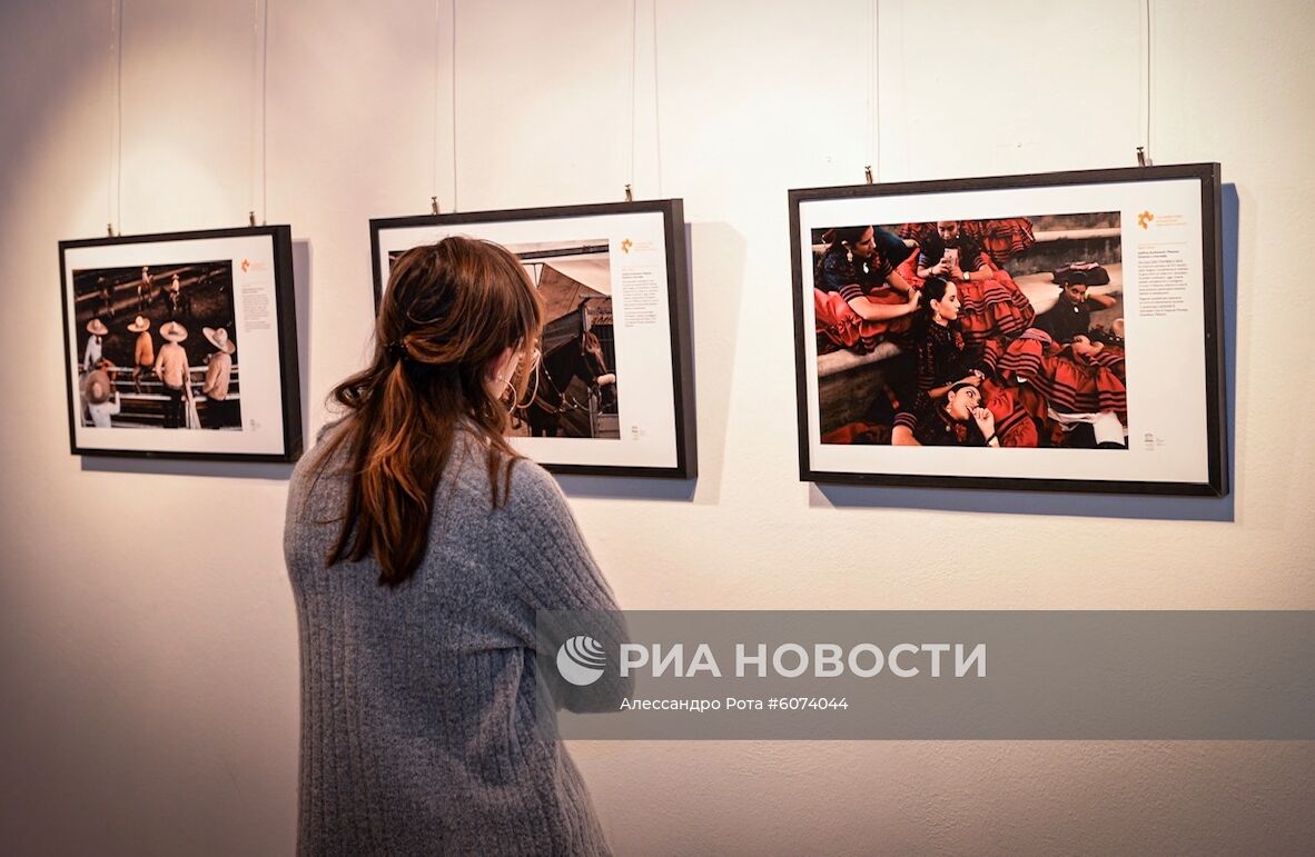 Открытие выставки победителей конкурса им. А. Стенина в Италии