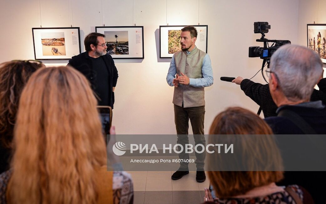 Открытие выставки победителей конкурса им. А. Стенина в Италии