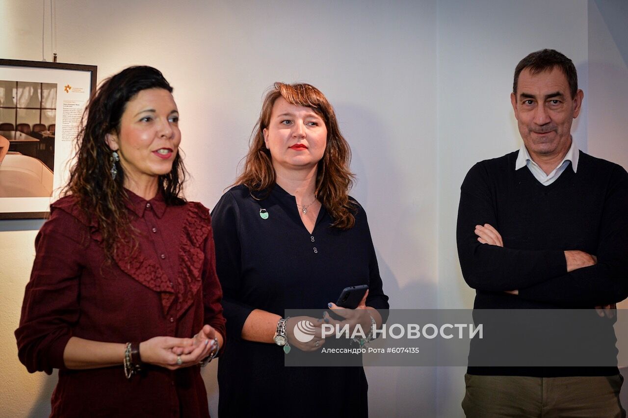 Открытие выставки победителей конкурса им. А. Стенина в Италии