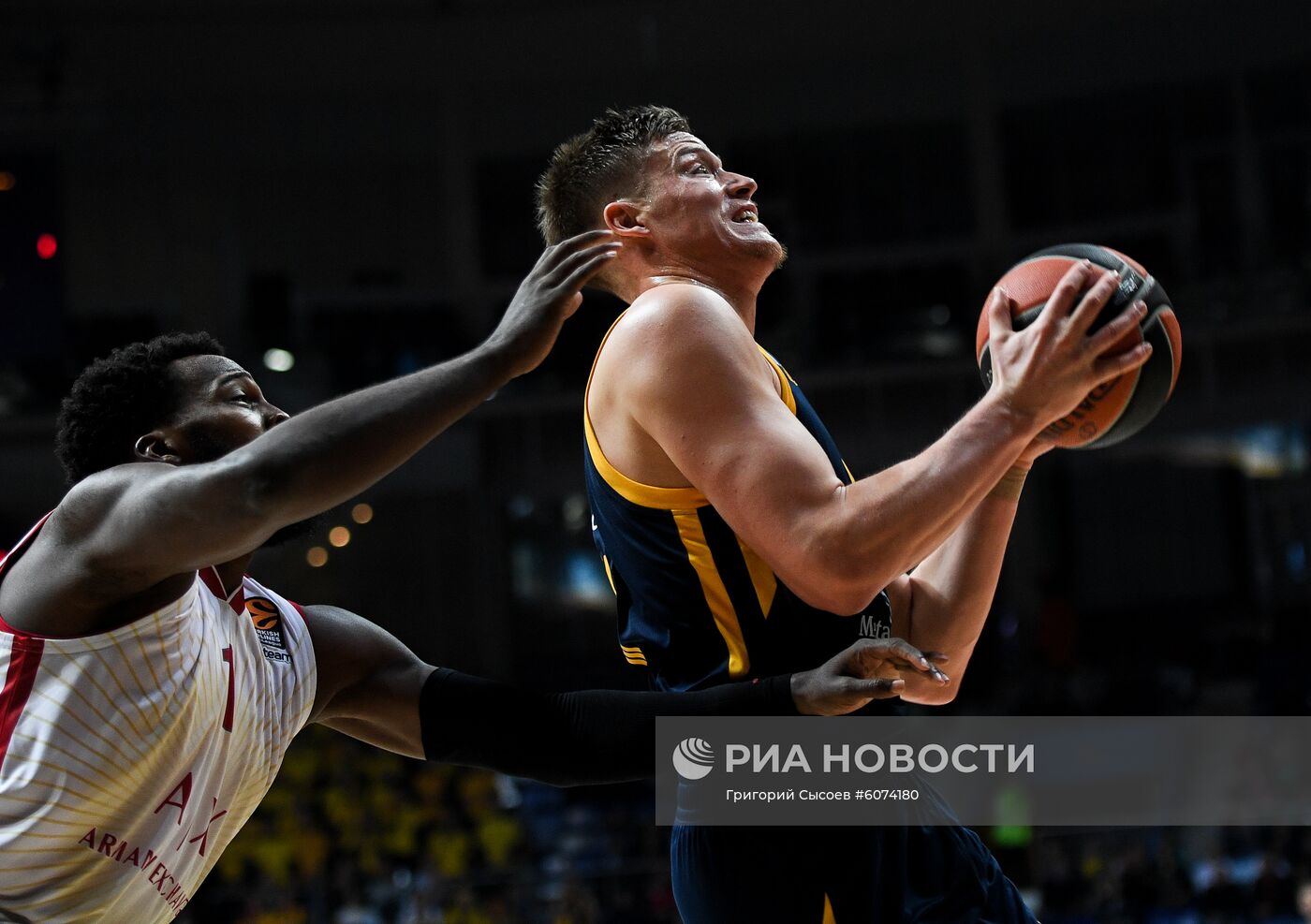 Баскетбол. Евролига. Матч "Химки" - "Олимпия"