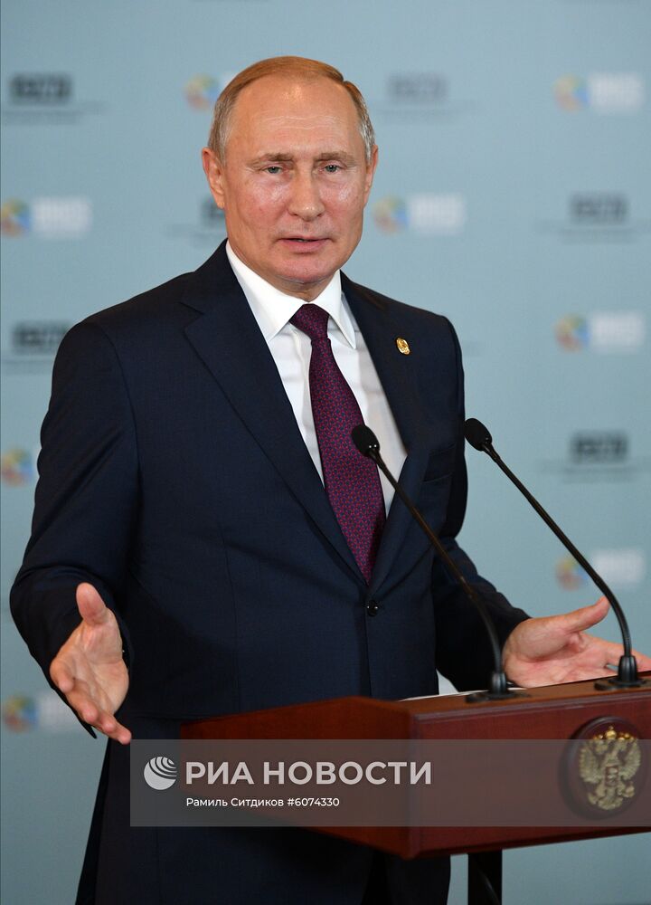 Президент РФ В. Путин на саммите БРИКС в Бразилии
