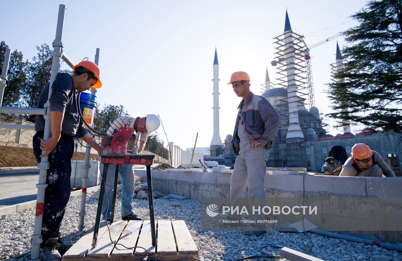 Строительство Соборной мечети в Симферополе