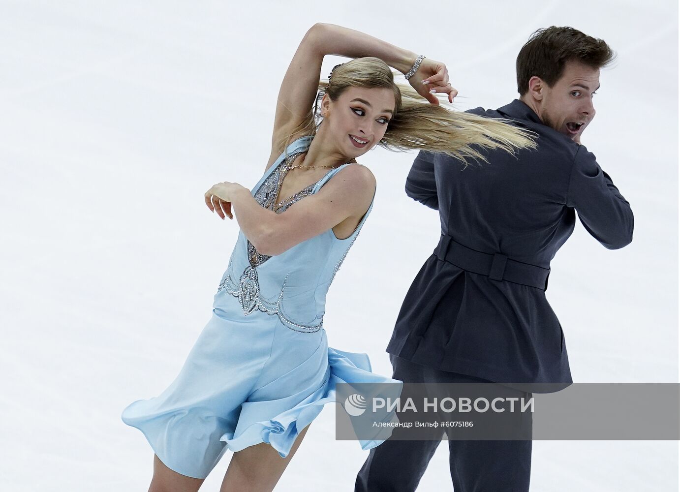 Фигурное катание. V этап Гран-при. Танцы. Ритмический танец