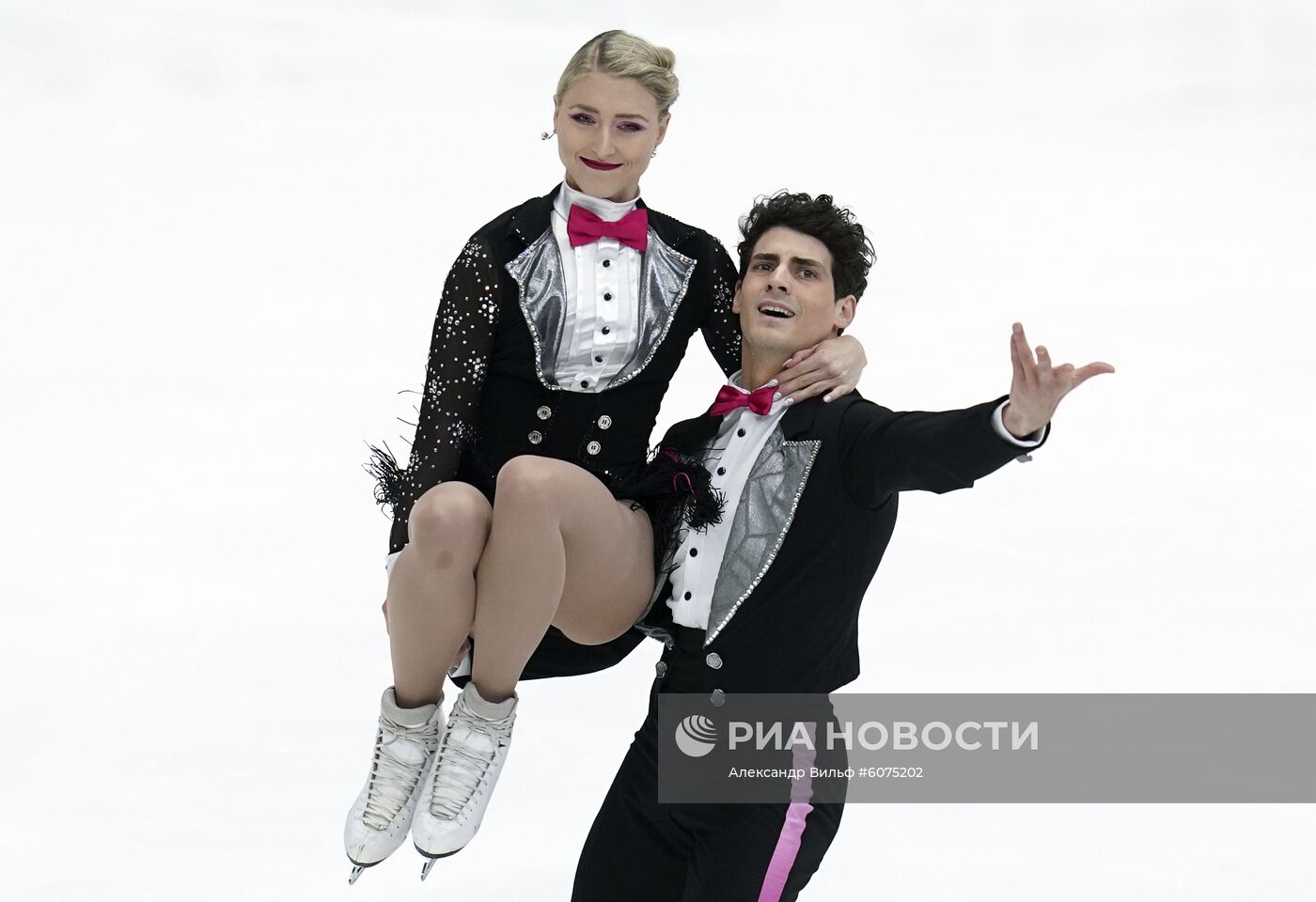 Фигурное катание. V этап Гран-при. Танцы. Ритмический танец