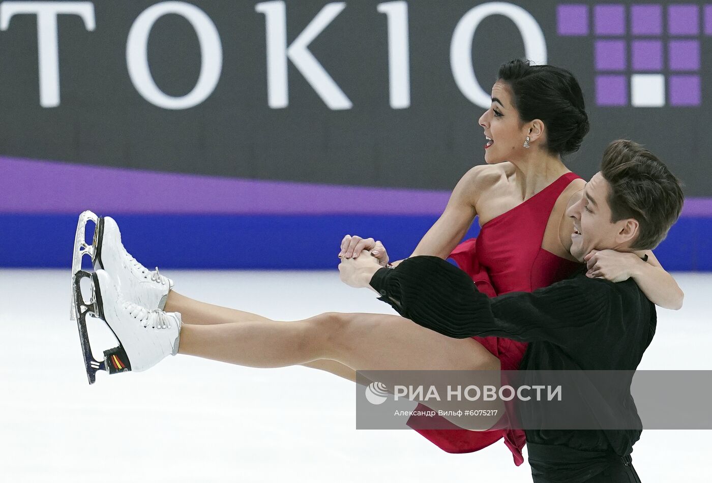 Фигурное катание. V этап Гран-при. Танцы. Ритмический танец