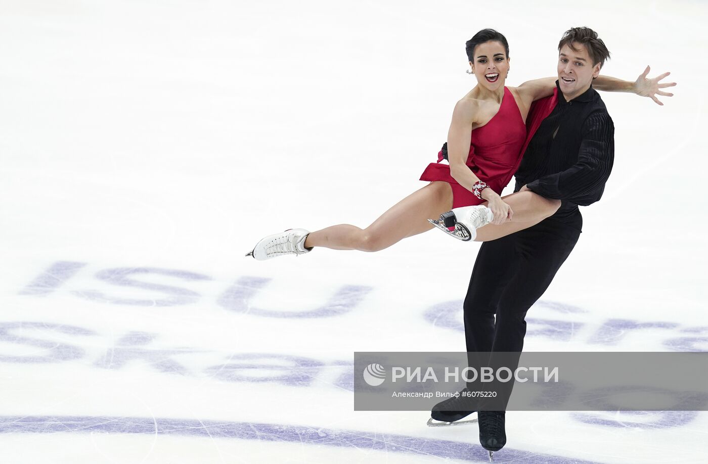 Фигурное катание. V этап Гран-при. Танцы. Ритмический танец