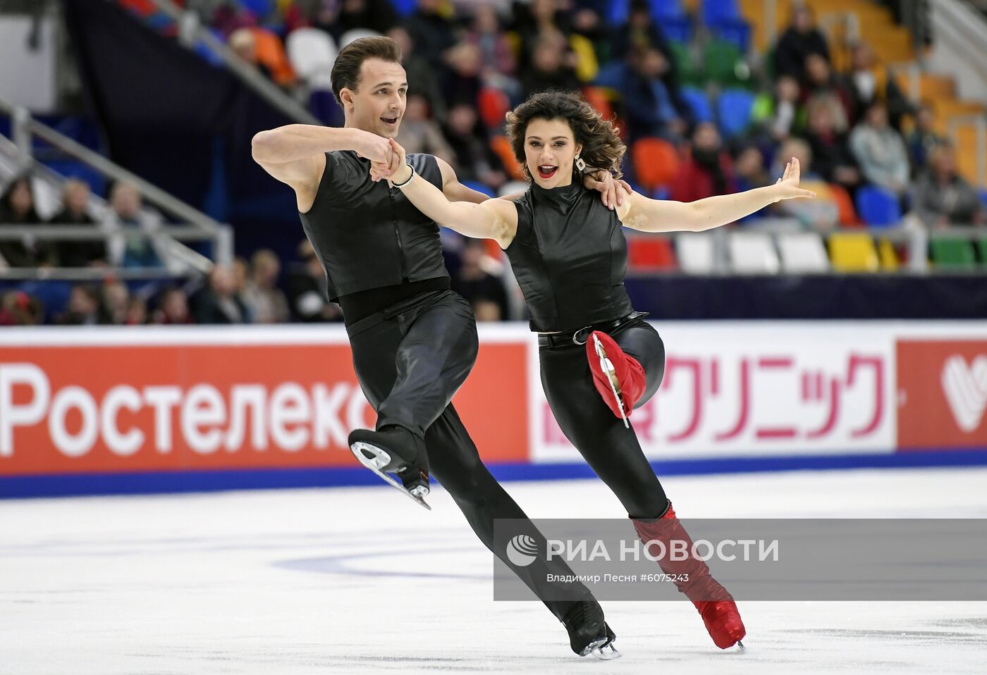 Фигурное катание. V этап Гран-при. Танцы. Ритмический танец